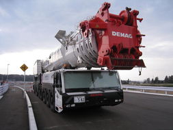 专业湖州汽车吊与船舶租赁服务，全方位满足您的多样化需求