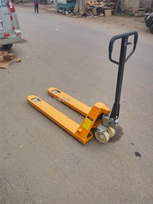 船舶租赁与手动搬运车 灵活高效的物流解决方案